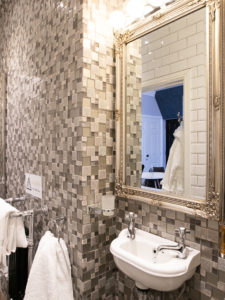 Norwich Market Place Bathroom